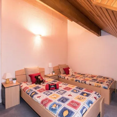 Duplex Ensoleille Pour 6 Pers Avec Balcon, Parking Et Proche Des Remontees Mecaniques A Lary - Fr-1-296-265 * سانت لاري سولون