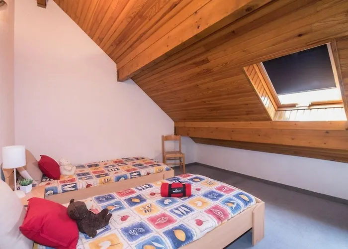 Apartman Duplex Ensoleille Pour 6 Pers Avec Balcon, Parking Et Proche Des Remontees Mecaniques A Lary - Fr-1-296-265 Saint-Lary-Soulan